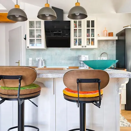 Strandresidenz Lehrer Laempel Anna Mari *